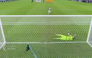 Van flits tot miljoenenpubliek: hoe voetbal de televisie veroverde