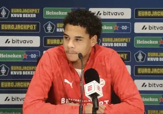 Fernandez over debuut bij PSV en over overleden oma