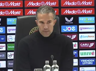 Van Persie lovend over nieuwe aanwinst Deijl