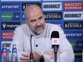 Peter Bosz in illuster rijtje; 'liefst sta je eerste'