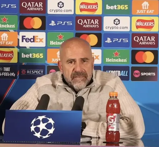 Bosz neemt spelers in bescherming na horror-avond in Newcastle