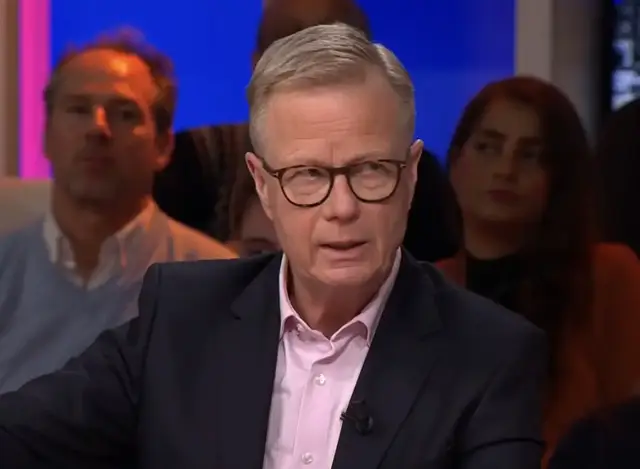 “Managementkwaliteiten Van Persie zijn onvoldoende”