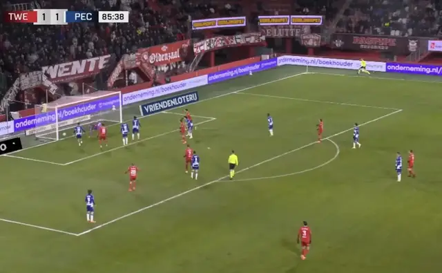 Samenvatting Twente - PEC 1-1 (met Ten Hag op tribune)