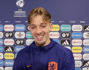 Valente en Poklu over valse start Jong Oranje