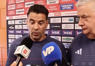 Ajax-trainer Míchel hoopt dat talent blijft