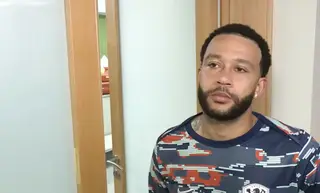 Memphis grapt: "Dat neem ik wél mee in mijn tas!"