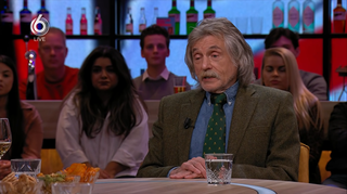 Johan Derksen haalt herinneringen op aan reis met Aad de Mos