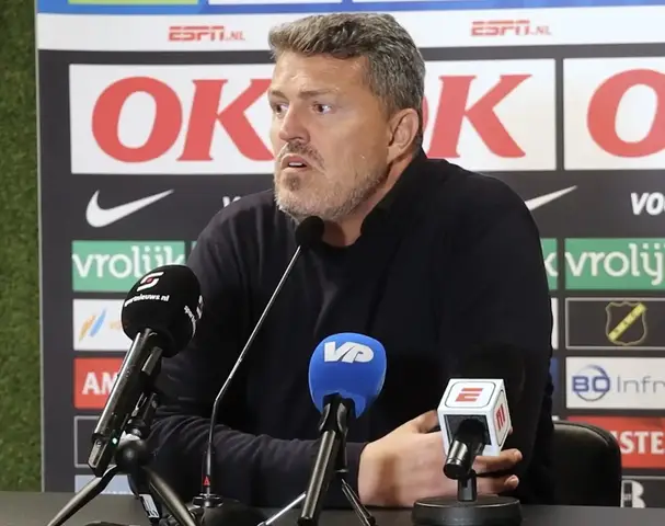 Goal Godts tegen NAC vergeleken met Zlatan: Welke is mooier?