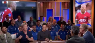 Studio Voetbal over Meerdink in Oranje