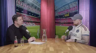 ‘Ajax moet 50 miljoen voor Mika Godts vragen’