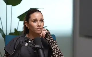 Naomi van As en Ellen Hoog geven Oranje modeadvies