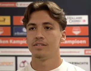 Belgische middenvelder Milan Smits tekent bij De Graafschap