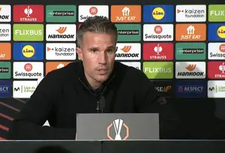 Positieve Van Persie clasht met journalisten