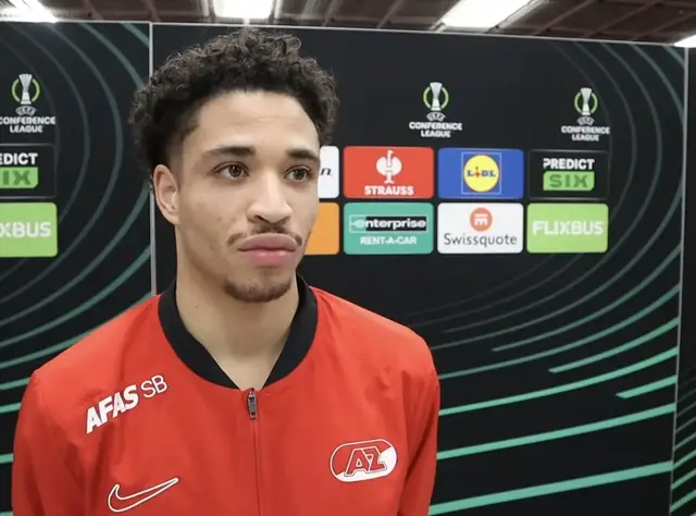 Daal maakt dankgebaar na winst AZ op FC Noah