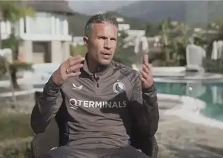 Interview: Van Persie wisselt aanvoerder