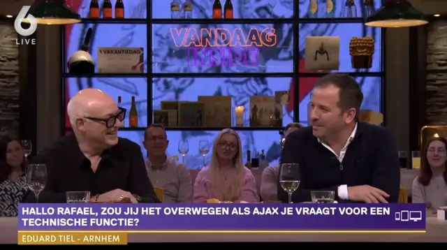 Staat Van der Vaart open voor een functie bij Ajax?