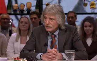 Johan Derksen over Wout Weghorst: "Theatrale idioot!"