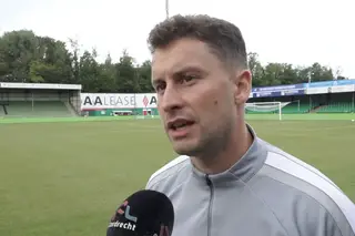 Dit is Paul Nuijten, de nieuwe trainer van FC Dordrecht