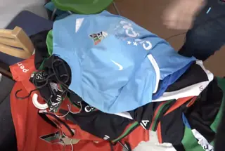 Haagse NEC-fan heeft keuze uit 75 shirts voor bekerfinale