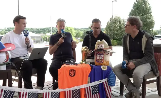 ‘KNVB moet statement maken richting Geert Wilders’