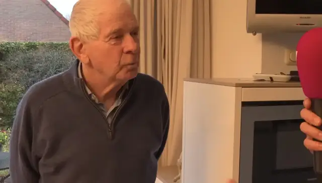 'Hooligans maken Ajax kapot met bergen vuurwerk'