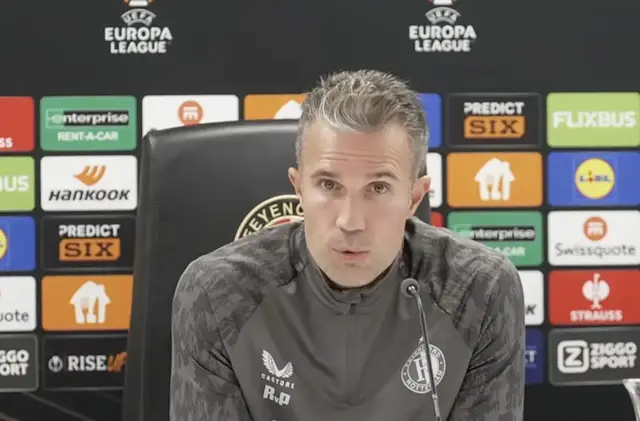 Van Persie over druk bij Feyenoord - Panathinaikos
