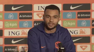 Gakpo doet geheimzinnig over gesprek in dug-out