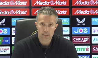 Van Persie gaf donderspeech na slechte eerste helft