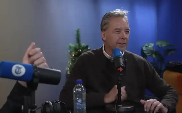 ‘Druk op Robin van Persie neemt toe’