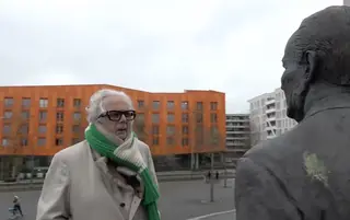 Standbeeld voor GVAV en FC Groningen-icoon Piet Fransen