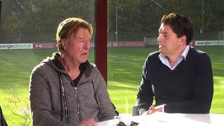 Aad de Mos: "Druk op PSV-talenten zal toenemen!"