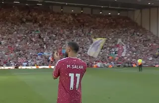 ‘Achterbakse Mo Salah heeft Arne Slot de kop gekost’