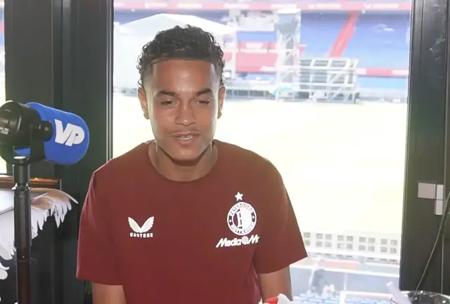 Grootfaam komt met goedmakertje voor Van Hanegem