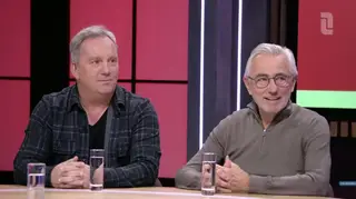 Van Marwijk over Van der Vaart, Heitinga, MVV en Advocaat