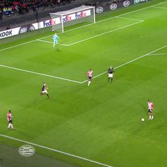 Heerlijke actie Steven Bergwijn tegen LASK Linz