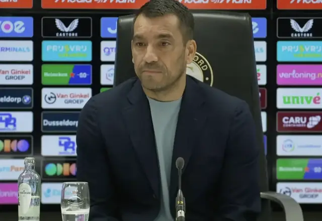 Presentatie Van Bronckhorst bij Feyenoord
