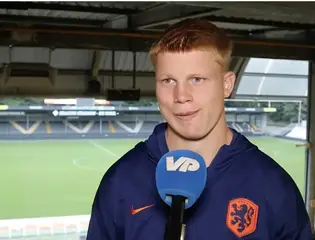 Babadi open over verleden, Smit niet te stoppen