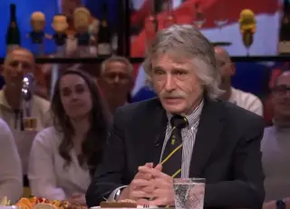 Derksen over gestolen paspoort Memphis: "Smoesje"