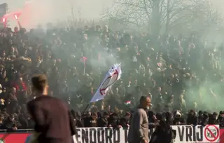 Dikke rookpluimen op laatste Feyenoord-training