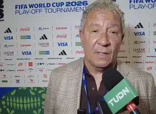 Uitschakeling Suriname, paspoort-affaire en Oranje