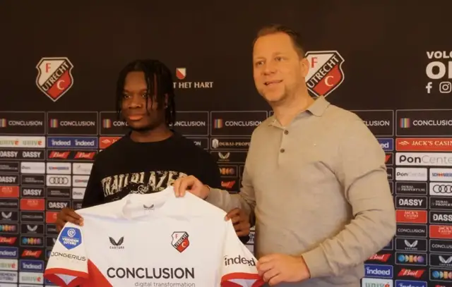 Emeka Adiele  van West Ham naar FC Utrecht